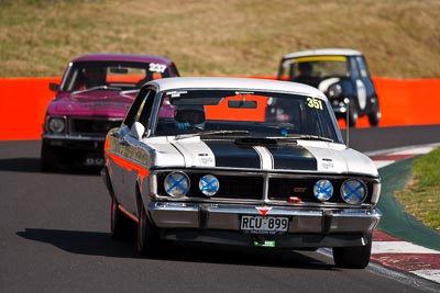 351;1971-Ford-Falcon-XY-GT;3-April-2010;Australia;Bathurst;FOSC;Festival-of-Sporting-Cars;Mt-Panorama;NSW;New-South-Wales;RCU899;Regularity;auto;motorsport;racing;super-telephoto