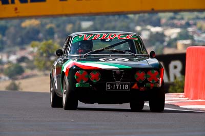 105;1974-Alfa-Romeo-GTV-2000;3-April-2010;Australia;Bathurst;FOSC;Festival-of-Sporting-Cars;Historic-Sports-Cars;John-Carson;Mt-Panorama;NSW;New-South-Wales;S17118;auto;classic;motorsport;racing;super-telephoto;vintage