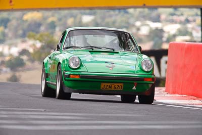 3;1977-Porsche-911-Carrera-3;3-April-2010;Australia;Bathurst;FOSC;Festival-of-Sporting-Cars;JZM620;John-Ireland;Marque-Sports;Mt-Panorama;NSW;New-South-Wales;auto;motorsport;racing;super-telephoto