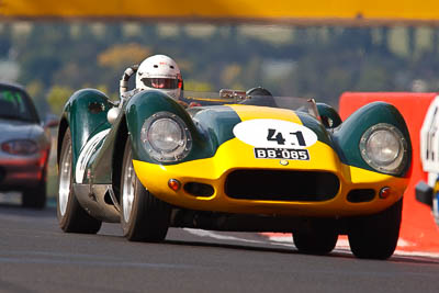 41;1958-Lister-Jaguar-Knobbly-R;3-April-2010;Australia;BB085;Barry-Bates;Bathurst;FOSC;Festival-of-Sporting-Cars;Mt-Panorama;NSW;New-South-Wales;Regularity;auto;motorsport;racing;super-telephoto