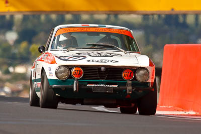 40;1973-Alfa-Romeo-GTV-2000;3-April-2010;Australia;Bathurst;Bill-Magoffin;FOSC;Festival-of-Sporting-Cars;Mt-Panorama;NSW;New-South-Wales;auto;motorsport;racing;super-telephoto