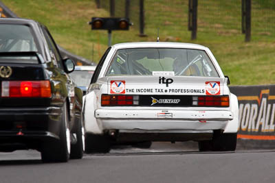 96;1986-Holden-Commodore-VC;3-April-2010;Australia;Bathurst;Chris-Collins;FOSC;Festival-of-Sporting-Cars;Mt-Panorama;NSW;New-South-Wales;auto;motorsport;racing;super-telephoto