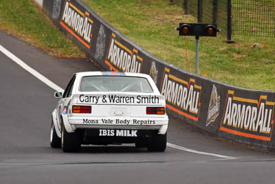 10;1977-Holden-Torana-A9X;3-April-2010;Australia;Bathurst;FOSC;Festival-of-Sporting-Cars;Mt-Panorama;NSW;New-South-Wales;Shaun-Tunny;auto;motorsport;racing;super-telephoto