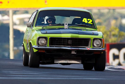 42;1973-Holden-Torana-XU‒1;3-April-2010;Australia;Bathurst;FOSC;Festival-of-Sporting-Cars;Historic-Touring-Cars;Mt-Panorama;NSW;New-South-Wales;Teresa-Campbell;auto;classic;motorsport;racing;super-telephoto;vintage