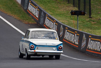 109;1964-Ford-Cortina-Mk-I;3-April-2010;Australia;Bathurst;FOSC;Festival-of-Sporting-Cars;Historic-Touring-Cars;Matthew-Windsor;Mt-Panorama;NSW;New-South-Wales;auto;classic;motorsport;racing;super-telephoto;vintage