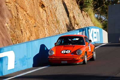 66;1977-Porsche-911-Carrera;29358H;4-April-2010;Australia;Bathurst;Bob-Fraser;FOSC;Festival-of-Sporting-Cars;Historic-Sports-Cars;Mt-Panorama;NSW;New-South-Wales;auto;classic;motorsport;racing;super-telephoto;vintage