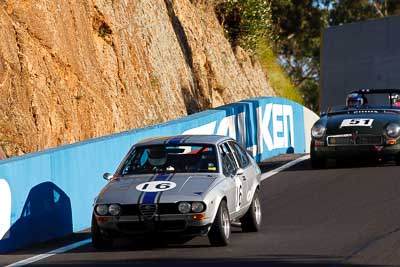 16;1976-Alfa-Romeo-Alfetta-GT-Coupe;4-April-2010;Australia;Bathurst;FOSC;Festival-of-Sporting-Cars;Historic-Sports-Cars;John-Pucak;Mt-Panorama;NSW;New-South-Wales;auto;classic;motorsport;racing;super-telephoto;vintage