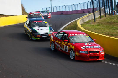 39;2005-Holden-Commodore-VZ;4-April-2010;Australia;Bathurst;FOSC;Festival-of-Sporting-Cars;Improved-Production;John-McKenzie;Mt-Panorama;NSW;New-South-Wales;auto;motorsport;racing;telephoto