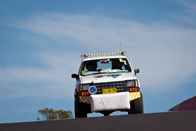 4-April-2010;Australia;Bathurst;FOSC;Festival-of-Sporting-Cars;Mt-Panorama;NSW;New-South-Wales;auto;motorsport;officials;racing;recovery-vehicle;super-telephoto