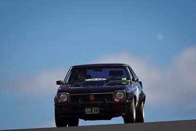 26;1976-Holden-Torana-Hatch;4-April-2010;Australia;Bathurst;FOSC;Festival-of-Sporting-Cars;Mt-Panorama;NSW;New-South-Wales;Regularity;WM473;Warren-Martin;auto;motorsport;racing;super-telephoto