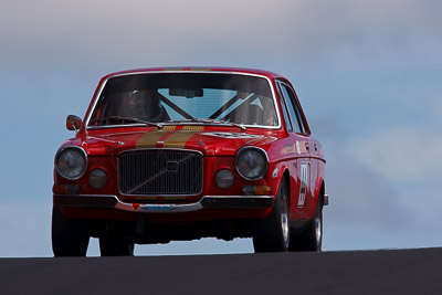 44;1972-Volvo-164-E;4-April-2010;Australia;Bathurst;FOSC;Festival-of-Sporting-Cars;Historic-Touring-Cars;Mt-Panorama;NSW;New-South-Wales;Vince-Harmer;auto;classic;motorsport;racing;super-telephoto;vintage