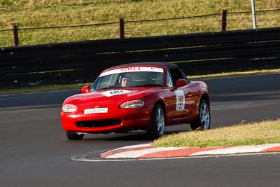 181;1998-Mazda-MX‒5;4-April-2010;Australia;Bathurst;FOSC;Festival-of-Sporting-Cars;Mazda-MX‒5;Mazda-MX5;Mazda-Miata;Mt-Panorama;NSW;New-South-Wales;Regularity;Rob-Wall;auto;motorsport;racing;super-telephoto