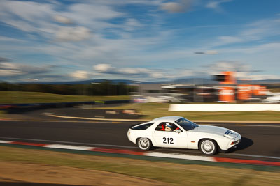 212;1984-Porsche-928S;4-April-2010;Australia;Bathurst;Dennis-Bath;FOSC;Festival-of-Sporting-Cars;Mt-Panorama;NSW;New-South-Wales;Regularity;auto;clouds;motion-blur;motorsport;racing;sky;wide-angle