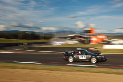 193;1986-Porsche-930;4-April-2010;Australia;Bathurst;David-Felstead;FOSC;Festival-of-Sporting-Cars;Mt-Panorama;NSW;New-South-Wales;Regularity;auto;clouds;motion-blur;motorsport;racing;sky;wide-angle