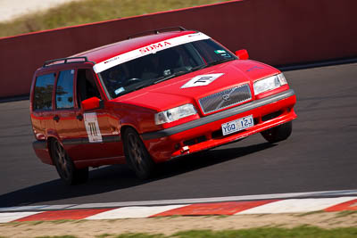 711;1997-Volvo-850R-Estate;5-April-2010;Australia;Bathurst;FOSC;Festival-of-Sporting-Cars;Malcolm-MacFarlane;Mt-Panorama;NSW;New-South-Wales;Regularity;YGQ12J;auto;motorsport;racing;super-telephoto