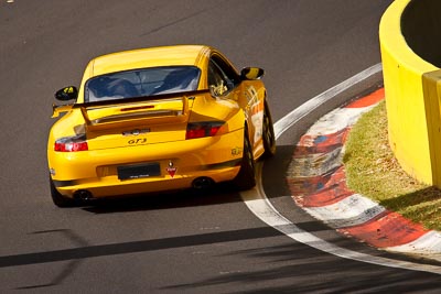 9;2004-Porsche-996-GT3-CS;5-April-2010;Australia;Bathurst;FOSC;Festival-of-Sporting-Cars;Mark-Phelan;Mt-Panorama;NSW;New-South-Wales;Regularity;Topshot;auto;motorsport;racing;super-telephoto