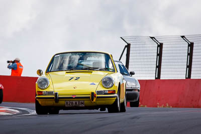 72;1972-Porsche-911-Classic;5-April-2010;828KBM;Australia;Bathurst;FOSC;Festival-of-Sporting-Cars;John-Walker;Mt-Panorama;NSW;New-South-Wales;Regularity;auto;motorsport;racing;super-telephoto