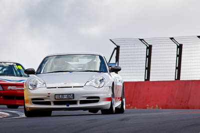 37;5-April-2010;Australia;Bathurst;FOSC;Festival-of-Sporting-Cars;Mt-Panorama;NSW;New-South-Wales;Porsche-996-GT3-RS;Regularity;ULB424;auto;motorsport;racing;super-telephoto