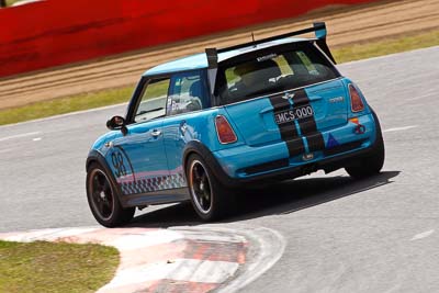 98;2002-Mini-Cooper-S;5-April-2010;Australia;Bathurst;FOSC;Festival-of-Sporting-Cars;MCS000;Mt-Panorama;NSW;New-South-Wales;Regularity;Tom-Browell;auto;motorsport;racing;super-telephoto