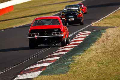 94;1972-Holden-Torana-LJ-XU‒1;5-April-2010;Australia;Bathurst;FOSC;Festival-of-Sporting-Cars;Mt-Panorama;NSW;New-South-Wales;Regularity;Steve-Jones;auto;motorsport;racing;super-telephoto