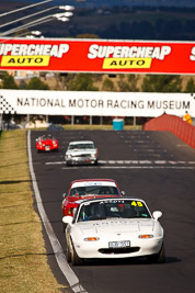 45;1995-Mazda-MX‒5;5-April-2010;Australia;Bathurst;Craig-Healy;FOSC;Festival-of-Sporting-Cars;Mazda-MX‒5;Mazda-MX5;Mazda-Miata;Mt-Panorama;NSW;New-South-Wales;OJB557;Regularity;auto;motorsport;racing;super-telephoto