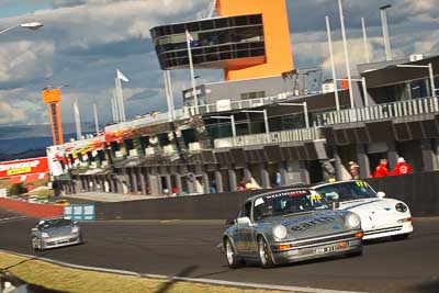 25;1986-Porsche-911-Carrera;5-April-2010;Australia;Bathurst;FOSC;Festival-of-Sporting-Cars;Mt-Panorama;NSW;New-South-Wales;Nick-Karnaros;Regularity;auto;motorsport;racing;telephoto