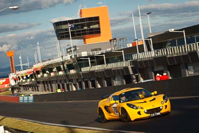 700;2004-Lotus-Exige;5-April-2010;Australia;Bathurst;EH1988;FOSC;Festival-of-Sporting-Cars;Mt-Panorama;NSW;New-South-Wales;Regularity;Rex-Hodder;auto;motorsport;racing;telephoto