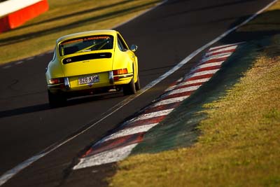 72;1972-Porsche-911-Classic;5-April-2010;828KBM;Australia;Bathurst;FOSC;Festival-of-Sporting-Cars;John-Walker;Mt-Panorama;NSW;New-South-Wales;Regularity;auto;motorsport;racing;super-telephoto