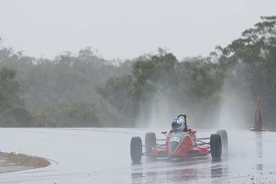 57;29-May-2010;Australia;Formula-Ford;Morgan-Park-Raceway;QLD;Queensland;Spectrum-010B;Tony-Chapman;Warwick;auto;motorsport;racing;super-telephoto