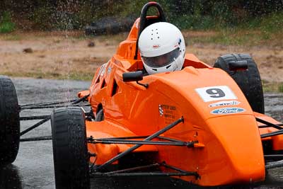 9;29-May-2010;Australia;Formula-Ford;Morgan-Park-Raceway;QLD;Queensland;Richard-Lihou;Van-Dieman-RF06;Warwick;auto;motorsport;racing;super-telephoto