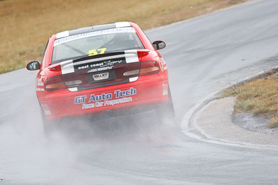 57;29-May-2010;Australia;Holden-Commodore-VS;Morgan-Park-Raceway;QLD;Queensland;Saloon-Cars;Warwick;Wayne-Patten;auto;motorsport;racing;super-telephoto