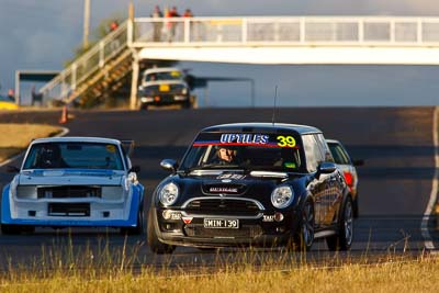 39;29-May-2010;Australia;Mini-Cooper-S;Morgan-Park-Raceway;QLD;Queensland;Roger-Spencer;Sports-Sedans;Warwick;afternoon;auto;motorsport;racing;super-telephoto