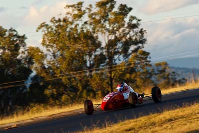 6;29-May-2010;Australia;Formula-Ford;Josh-Wilson;Morgan-Park-Raceway;QLD;Queensland;Van-Dieman-RF04;Warwick;afternoon;auto;motorsport;racing;super-telephoto