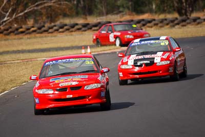 33;30-May-2010;Australia;Holden-Commodore-VT;Martin-Deckert;Morgan-Park-Raceway;QLD;Queensland;Saloon-Cars;Warwick;auto;motorsport;racing;super-telephoto