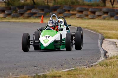 37;30-May-2010;Australia;Mike-Russell;Morgan-Park-Raceway;QLD;Queensland;Warwick;auto;motorsport;racing;super-telephoto