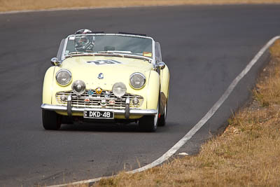 237;1960-Triumph-TR3A;24-July-2010;Australia;David-Dumolo;Morgan-Park-Raceway;QLD;Queensland;Warwick;auto;motorsport;racing;super-telephoto