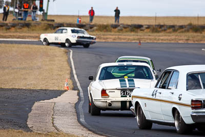 188;1979-Jaguar-XJ6;24-July-2010;Australia;John-Weekes;Morgan-Park-Raceway;QLD;Queensland;Warwick;auto;motorsport;racing;super-telephoto