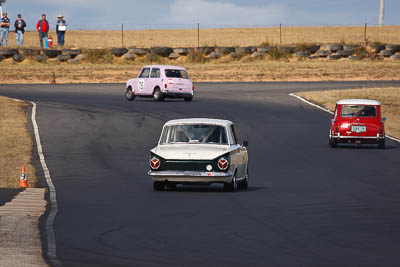 171;1963-Ford-Cortina;24-July-2010;Australia;Gregory-Meredith;Group-N;Historic-Touring-Cars;Morgan-Park-Raceway;QLD;Queensland;Warwick;auto;classic;motorsport;racing;super-telephoto;vintage