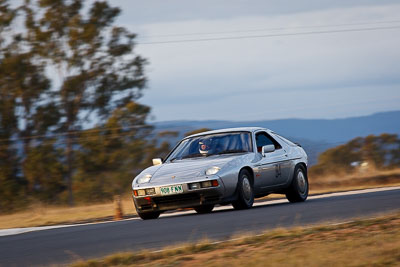84;1984-Porsche-928S;24-July-2010;908FNN;Australia;Morgan-Park-Raceway;QLD;Queensland;Sean-Conway;Warwick;auto;clouds;motorsport;racing;sky;super-telephoto