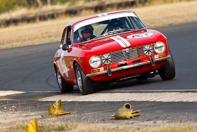 47;1974-Alfa-Romeo-GTV-2000;25-July-2010;Australia;Group-N;Historic-Touring-Cars;Morgan-Park-Raceway;Philip-Simmie;QLD;Queensland;Warwick;auto;classic;motorsport;racing;super-telephoto;vintage