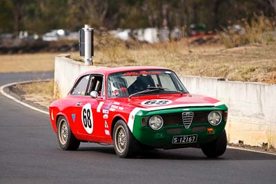 68;1968-Alfa-Romeo-105-GT;25-July-2010;Australia;Jennifer-Mitropoulos;Morgan-Park-Raceway;QLD;Queensland;Warwick;auto;motorsport;racing;super-telephoto