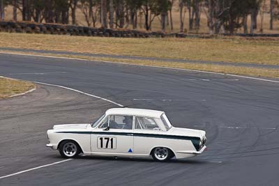 171;1963-Ford-Cortina;25-July-2010;Australia;Gregory-Meredith;Group-N;Historic-Touring-Cars;Morgan-Park-Raceway;QLD;Queensland;Warwick;auto;classic;motorsport;racing;super-telephoto;vintage