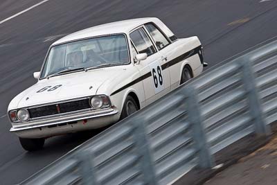 68;1968-Ford-Cortina-240-Mk-II;25-July-2010;Australia;Group-N;Historic-Touring-Cars;Kevin-Moore;Morgan-Park-Raceway;QLD;Queensland;Warwick;auto;classic;motorsport;racing;super-telephoto;vintage