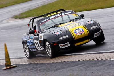 76;25-September-2010;Australia;Mazda-MX‒5;Mazda-MX5;Mazda-Miata;Morgan-Park-Raceway;QLD;Queensland;Russell-Schloss;Warwick;auto;motorsport;racing;super-telephoto