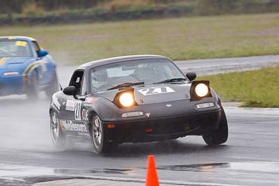 27;25-September-2010;Australia;Mazda-MX‒5;Mazda-MX5;Mazda-Miata;Morgan-Park-Raceway;QLD;Queensland;Stuart-Mullins;Warwick;auto;motorsport;racing;super-telephoto