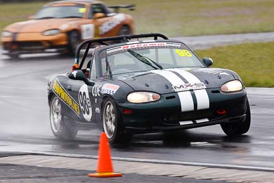 98;25-September-2010;Australia;Matilda-Mravicic;Mazda-MX‒5;Mazda-MX‒5-SP;Mazda-MX5;Mazda-Miata;Morgan-Park-Raceway;Nick-Martinenko;QLD;Queensland;Warwick;auto;motorsport;racing;super-telephoto