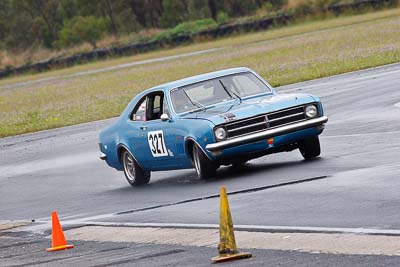 327;25-September-2010;Australia;Holden-Monaro-GTS;Ken-Oliver;Morgan-Park-Raceway;QLD;Queensland;Warwick;auto;motorsport;racing;super-telephoto