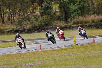 22;25-September-2010;Australia;Morgan-Park-Raceway;Nathan-Houterman;QLD;Queensland;Warwick;Yamaha-R6;auto;motorbike;motorsport;racing;super-telephoto