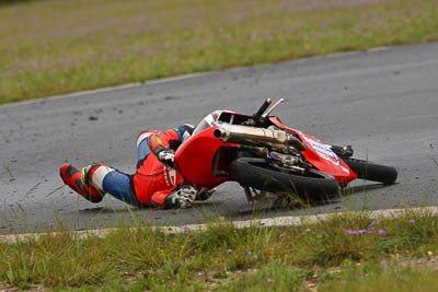 83;25-September-2010;Australia;Kyle-Buckley;Morgan-Park-Raceway;Moriwaki-Honda;QLD;Queensland;Warwick;accident;auto;crash;motorbike;motorsport;racing;super-telephoto