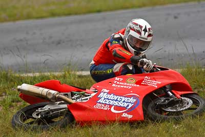 83;25-September-2010;Australia;Kyle-Buckley;Morgan-Park-Raceway;Moriwaki-Honda;QLD;Queensland;Warwick;accident;auto;crash;motorbike;motorsport;racing;super-telephoto